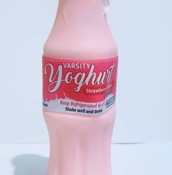 250ML STRAWBERRY FLAVOURED YOGHOURT