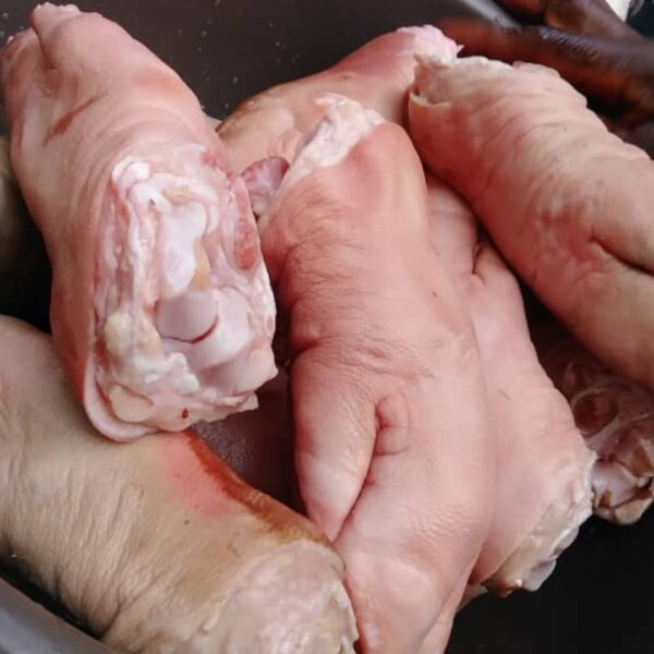 ABOUT 400g SALTED PIG FEET